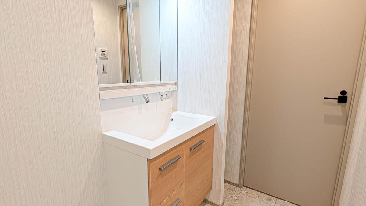 都立大バロンズコート